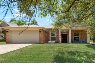 105 Baker St, Forney, TX 75126 - Photo 3