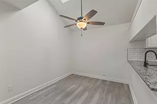 3701 Clover Hill Ln, Carrollton, TX 75007 - Photo 11