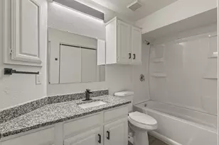 3701 Clover Hill Ln, Carrollton, TX 75007 - Photo 23