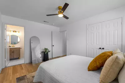 306 Bardfield Avenue, Garland, TX 75041 - Photo 17