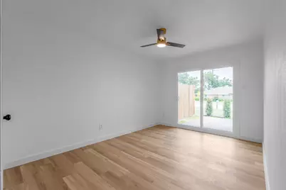 306 Bardfield Avenue, Garland, TX 75041 - Photo 23