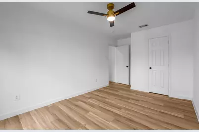 306 Bardfield Avenue, Garland, TX 75041 - Photo 21