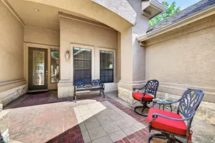 9905 Cypress St, Denton, TX 76207 - Photo 5