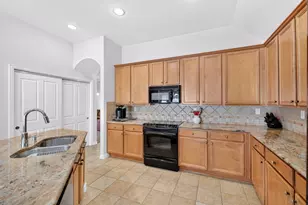 9905 Cypress St, Denton, TX 76207 - Photo 13