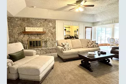 113 NE Timber Ridge Drive, Burleson, TX 76028 - Photo 5