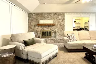 113 NE Timber Ridge Dr, Burleson, TX 76028 - Photo 7
