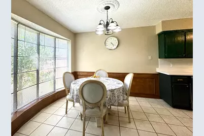 113 NE Timber Ridge Drive, Burleson, TX 76028 - Photo 11