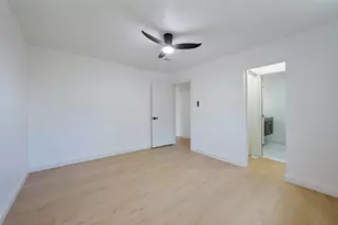 908 Raintree Rd, Fort Worth, TX 76103 - Photo 19