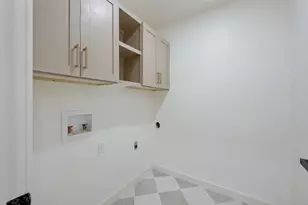 908 Raintree Rd, Fort Worth, TX 76103 - Photo 15