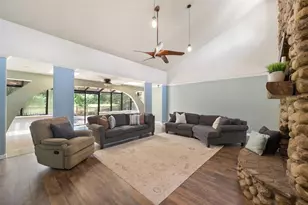 2211 Southcrest Dr, Arlington, TX 76013 - Photo 11