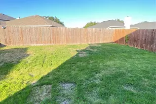 1308 Luckenbach Dr, Forney, TX 75126 - Photo 7