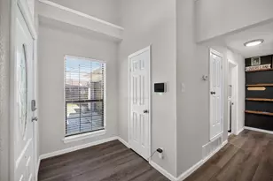 519 Fox Creek Ct, Denton, TX 76209 - Photo 5
