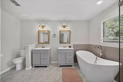 519 Fox Creek Court, Denton, TX 76209 - Photo 29