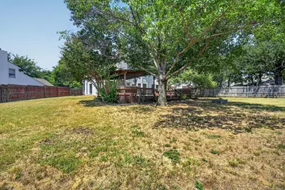 519 Fox Creek Court, Denton, TX 76209 - Photo 37