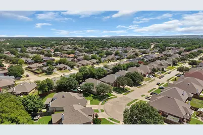 4677 Vespesian Lane, Grand Prairie, TX 75052 - Photo 35