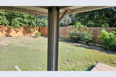 5660 Conlin Drive, Fort Worth, TX 76134 - Photo 11