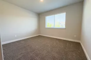 613 Breckenridge Pk Dr, Alvarado, TX 76009 - Photo 17