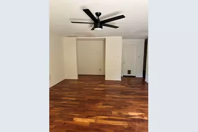 702 Meadowview Drive, Mansfield, TX 76063 - Photo 3