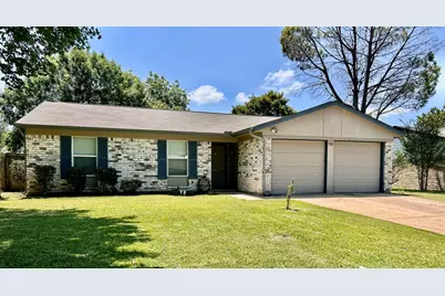 702 Meadowview Drive, Mansfield, TX 76063 - Photo 7