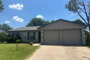 702 Meadowview Dr, Mansfield, TX 76063 - Photo 1
