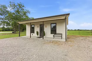 8322 FM512, Wolfe City, TX 75496 - Photo 35