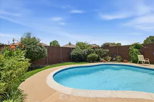 1324 Falcon Dr, Lewisville, TX 75077 - Photo 29
