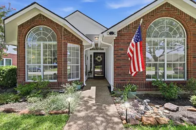 1324 Falcon Drive, Lewisville, TX 75077 - Photo 3