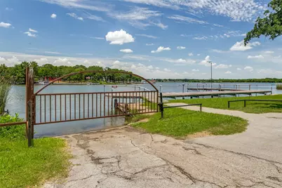 73 Live Oak Street, Alvarado, TX 76009 - Photo 23