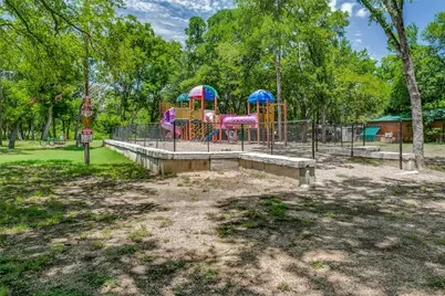 73 Live Oak Street, Alvarado, TX 76009 - Photo 25