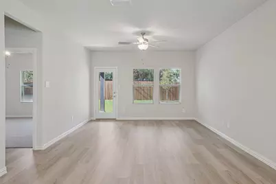 6001 Belchamp Drive, McKinney, TX 75071 - Photo 9