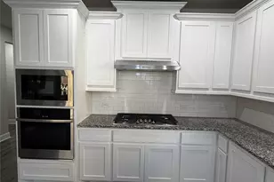 1877 Arbor Dr, Forney, TX 75126 - Photo 9