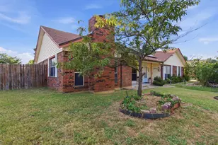 2901 Kathleen Ln, Euless, TX 76039 - Photo 25