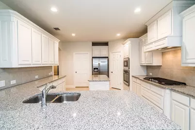 3816 Walden Drive, McKinney, TX 75071 - Photo 5