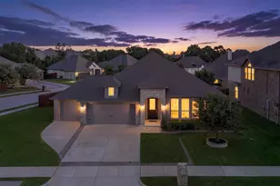 225 Rossville Dr, Midlothian, TX 76065 - Photo 1