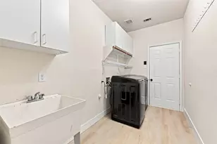 3936 Gillespie Dr, Carrollton, TX 75010 - Photo 31