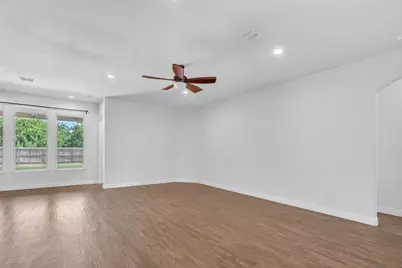 216 Ovaletta Drive, Justin, TX 76247 - Photo 5