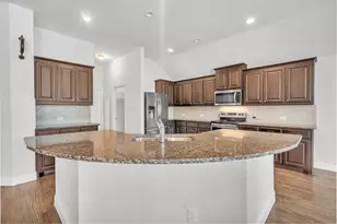 216 Ovaletta Dr, Justin, TX 76247 - Photo 9