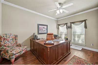 4501 Woodcrest Lane, Mansfield, TX 76063 - Photo 5