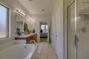 10826 Calderwood Ln, Fort Worth, TX 76052 - Photo 9