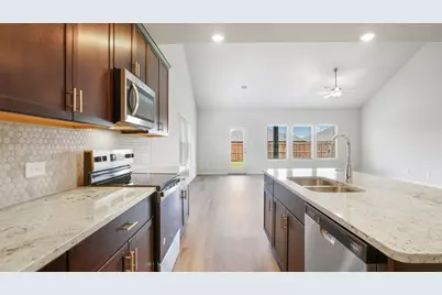3804 High Valley Drive, Princeton, TX 75071 - Photo 5