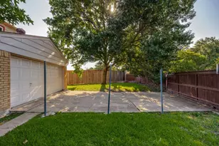 1142 Sicily Dr, Garland, TX 75040 - Photo 23