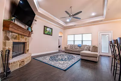 1009 Sky Court, Weatherford, TX 76085 - Photo 9