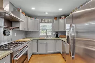 580 Homer Smith Rd, Van Alstyne, TX 75495 - Photo 9