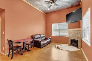 580 Homer Smith Rd, Van Alstyne, TX 75495 - Photo 13