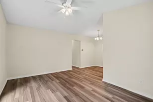 1815 Lipscomb St, Fort Worth, TX 76110 - Photo 11