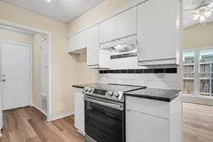 1815 Lipscomb St, Fort Worth, TX 76110 - Photo 7