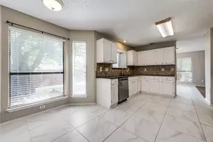 1468 Sedalia Dr, Flower Mound, TX 75028 - Photo 11