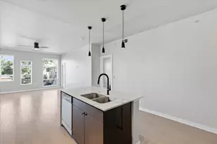 4107 Bowser Ave, Dallas, TX 75219 - Photo 17