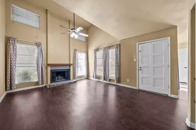 5516 Boca Raton Boulevard #310, Fort Worth, TX 76112 - Photo 11