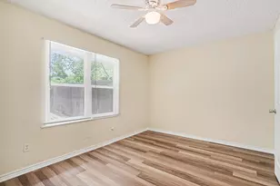 1811 Lipscomb St, Fort Worth, TX 76110 - Photo 17